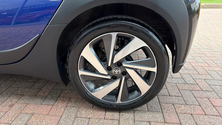 Toyota Aygo X 1.0 VVT-i Edge 5dr Petrol Hatchback